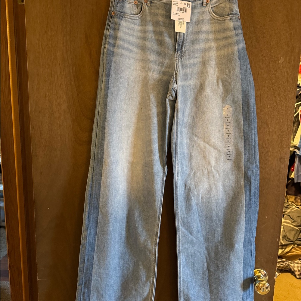 Women's Light Blue Jeans